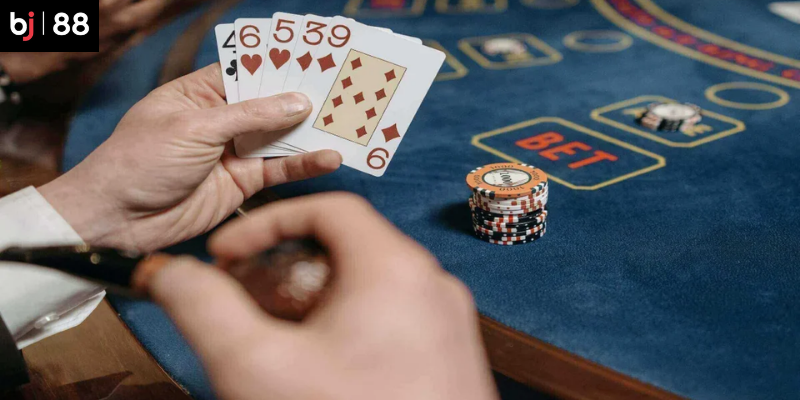 C&aacute;ch chơi b&agrave;i baccarat đơn giản tại BJ88