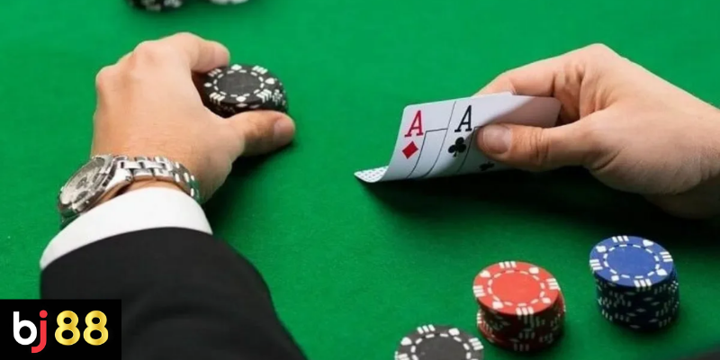 Thuật Ngữ Trong Poker: Hệ Thống Xếp Hạng Tay B&agrave;i Trong Poker